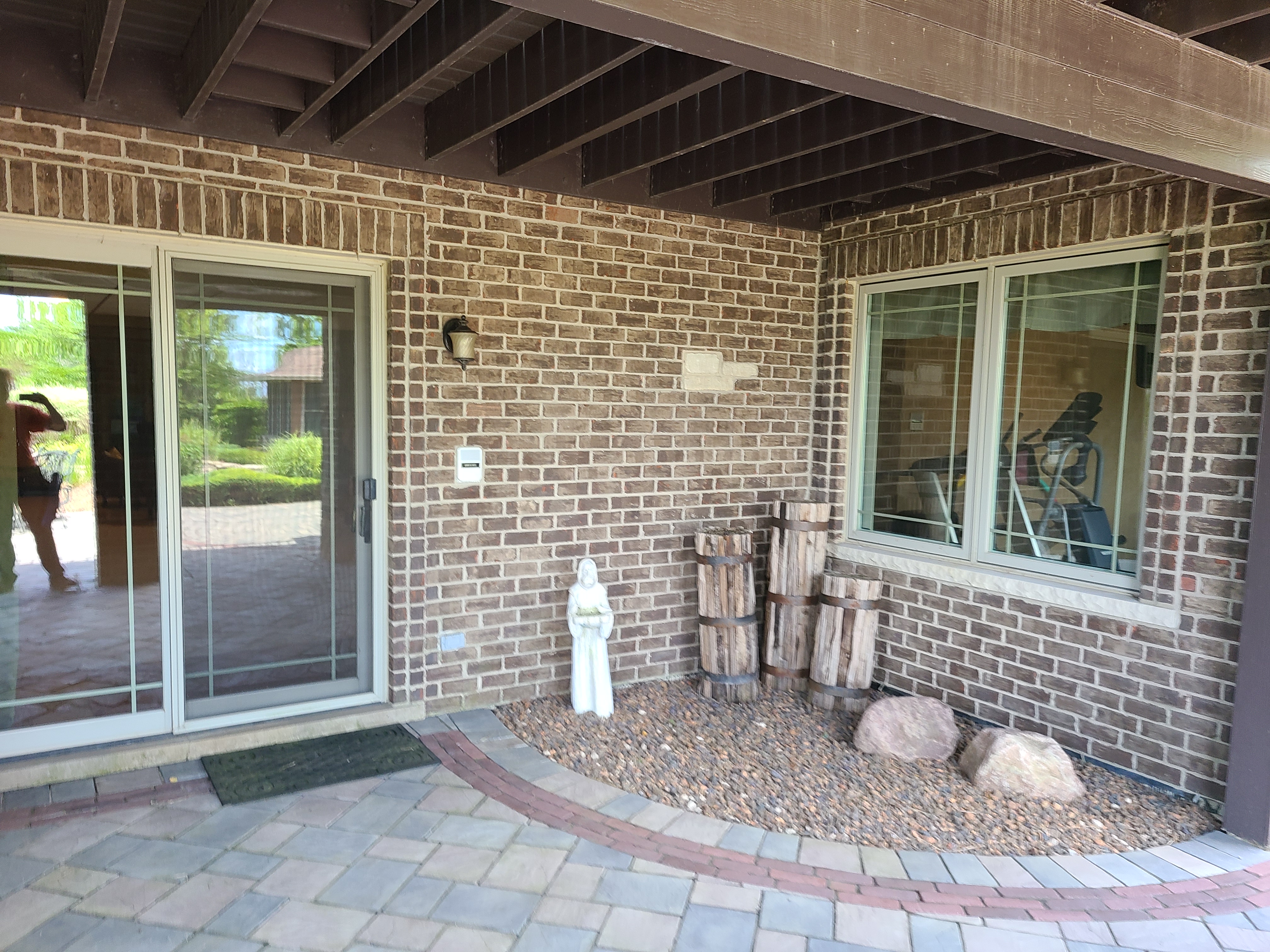 Clean windows after a professional service